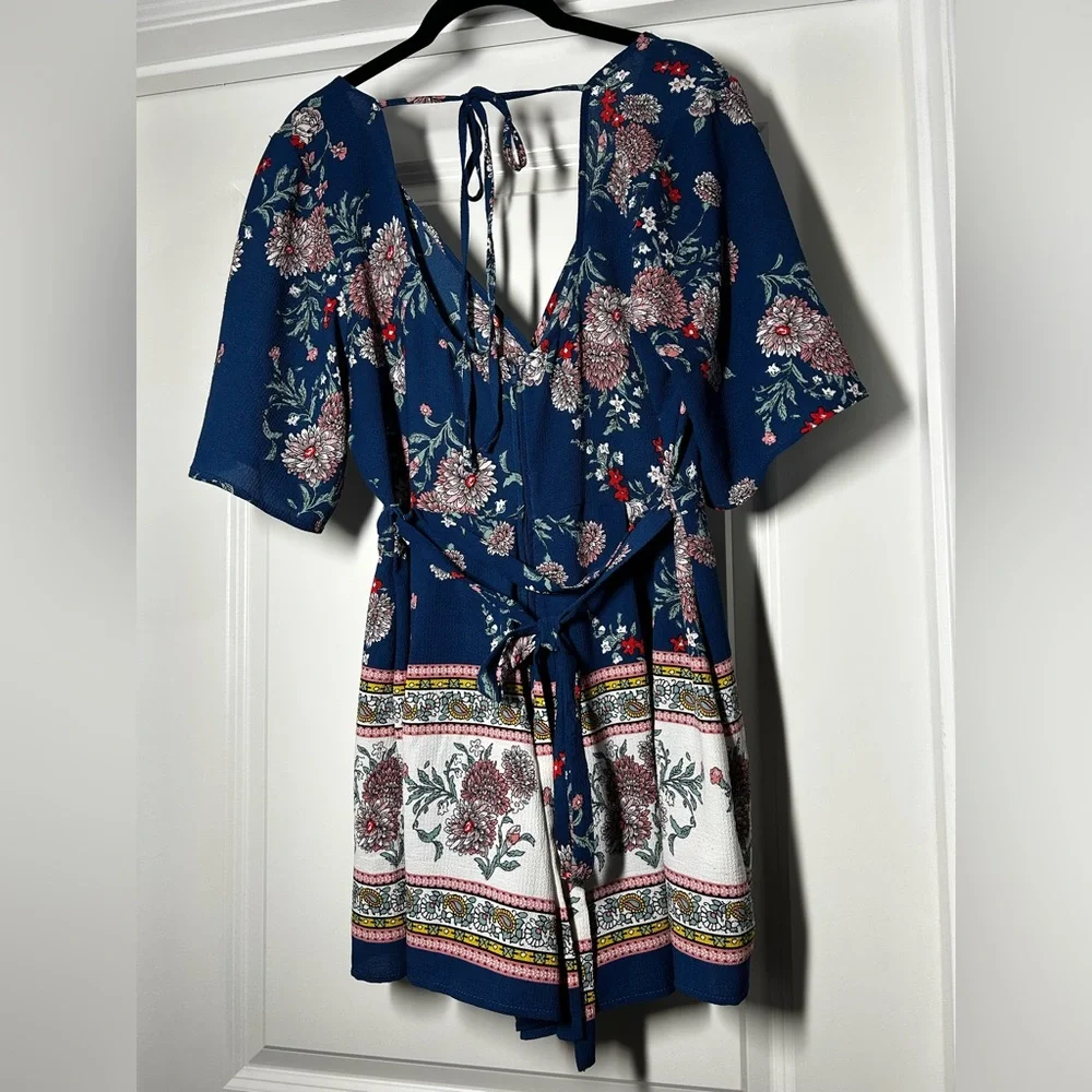 Three Hearts Blue Floral‎ Romper